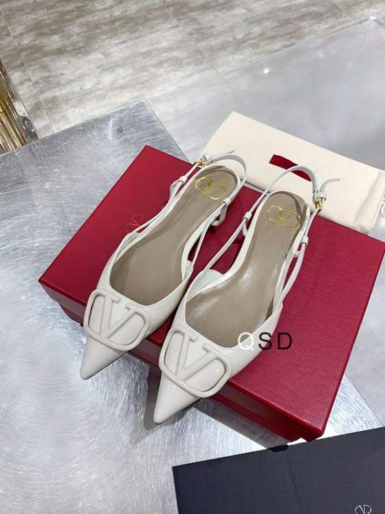 Picture of Valentino Shoes _SKUValentinosz35-41SD01291519991